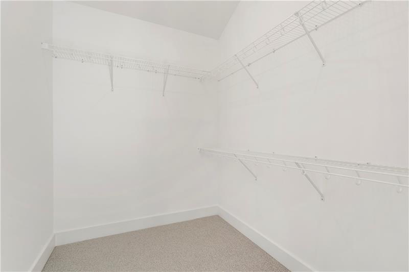 1901 Browns Mill Road Southeast Atlanta, GA 30315 - Photo 23 of 42 a view of small space