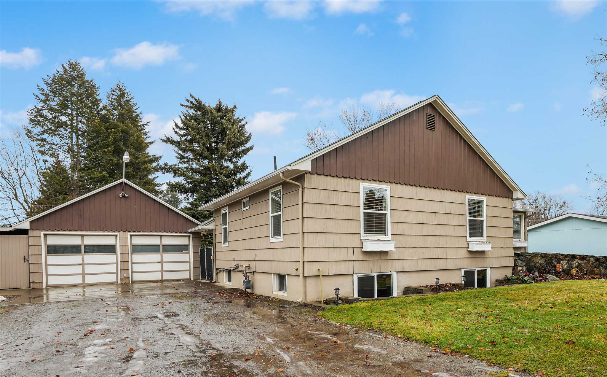 3222 North Girard Road Spokane Valley, WA 99212 - Photo 4 of 33