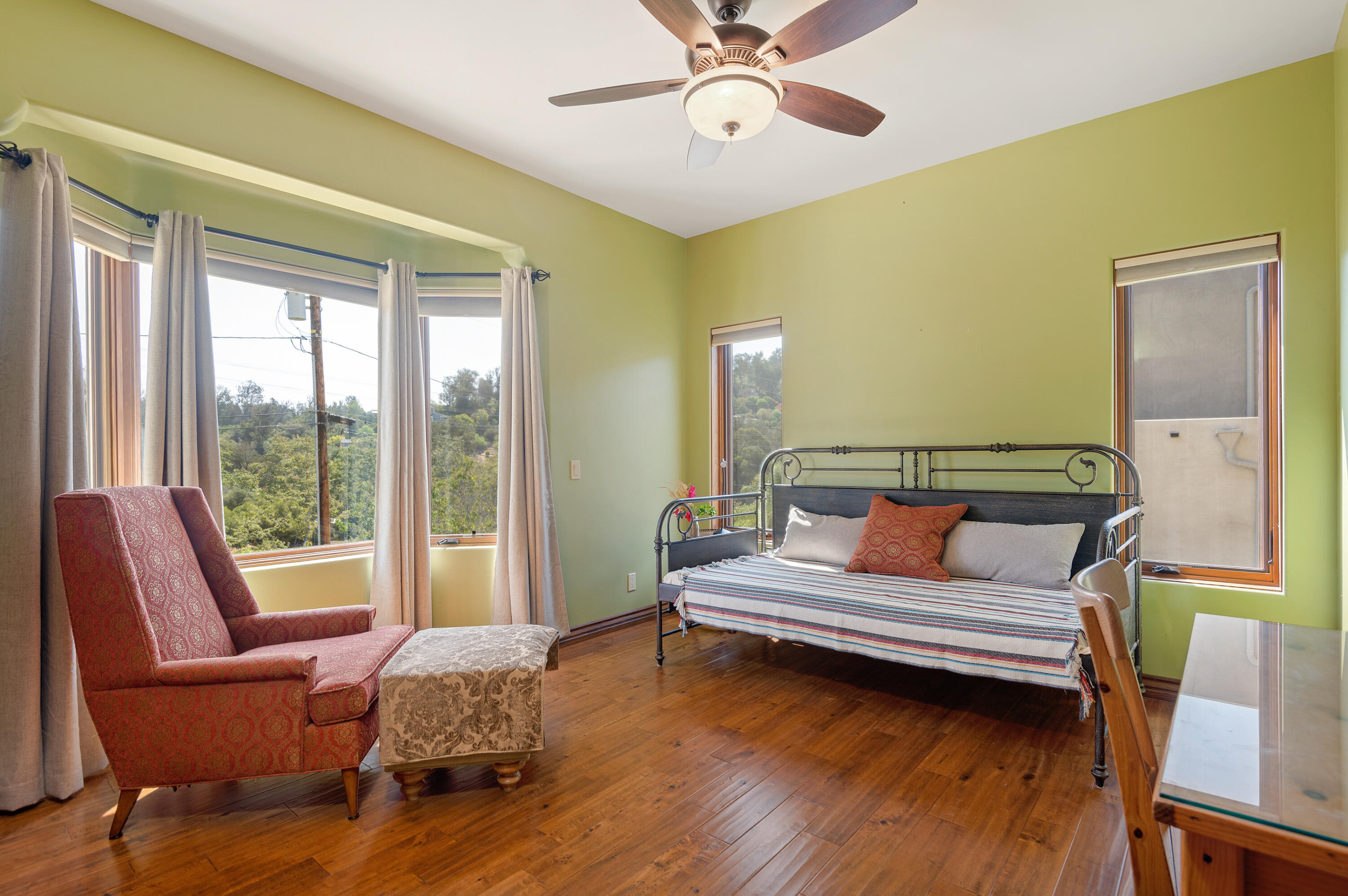 515 Conejo Road Santa Barbara, CA 93103 - Photo 27 of 33 27 - Bedroom 2