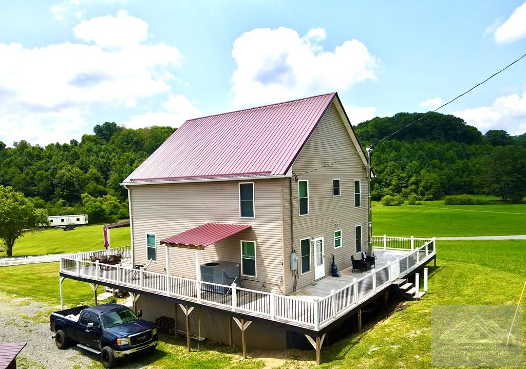 384 Pinoak Road Lashmeet, WV 24733 - Photo 9 of 28 Gallery Image 9