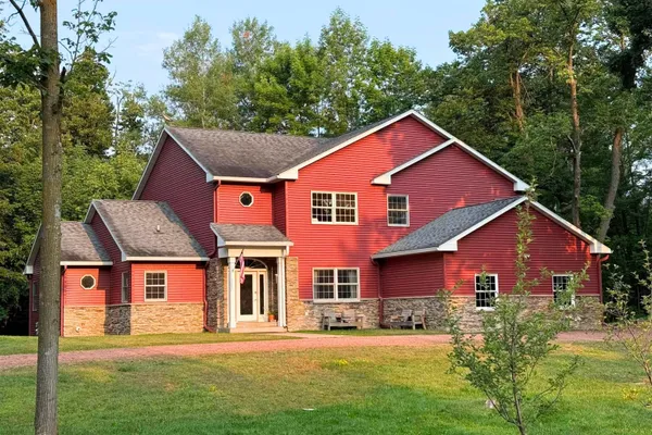 $595,000 | 223820 Trail Road, Ringle, WI 54471