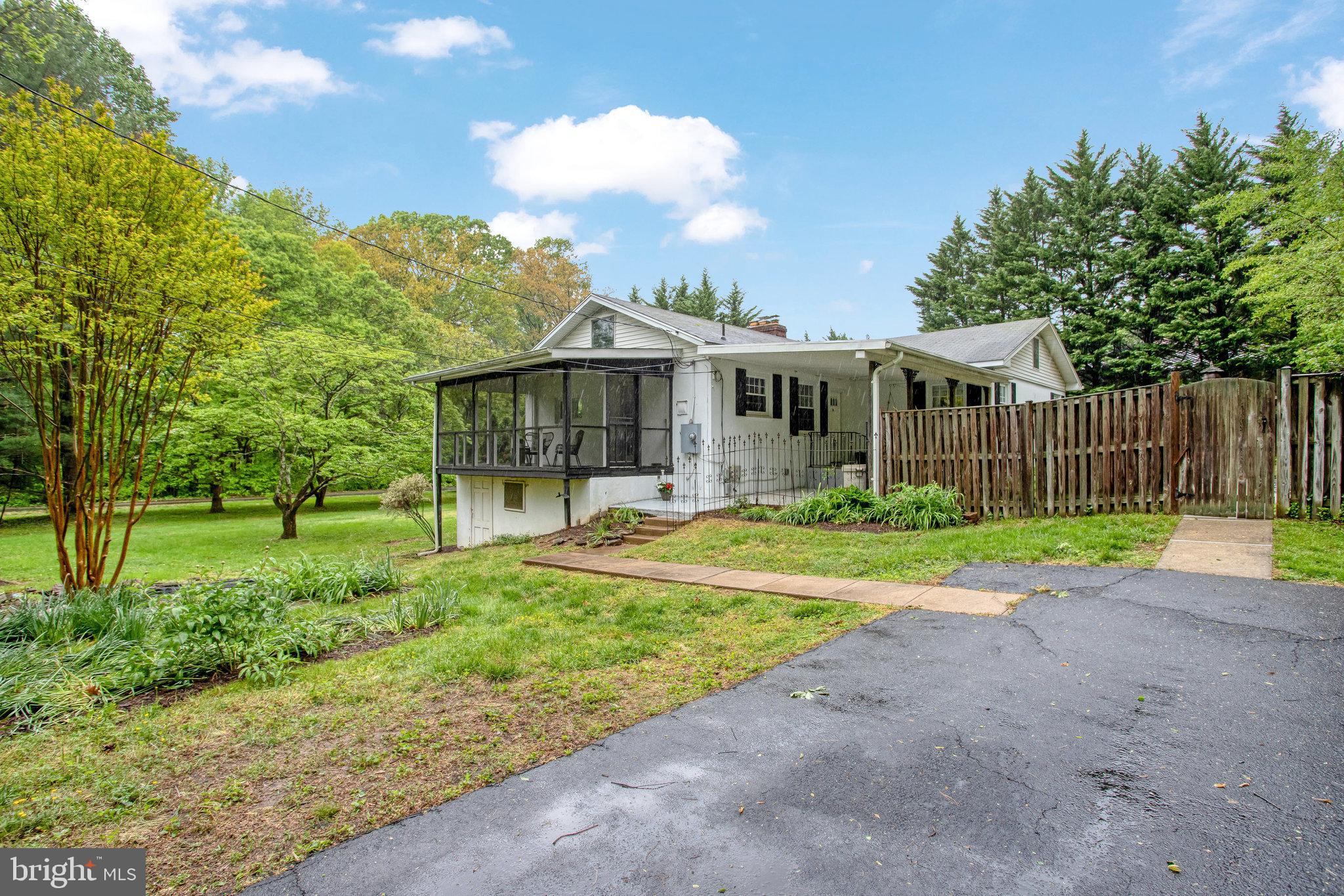6105 Colchester Road Fairfax, VA 22030 - Photo 1 of 57 Gallery Image 1