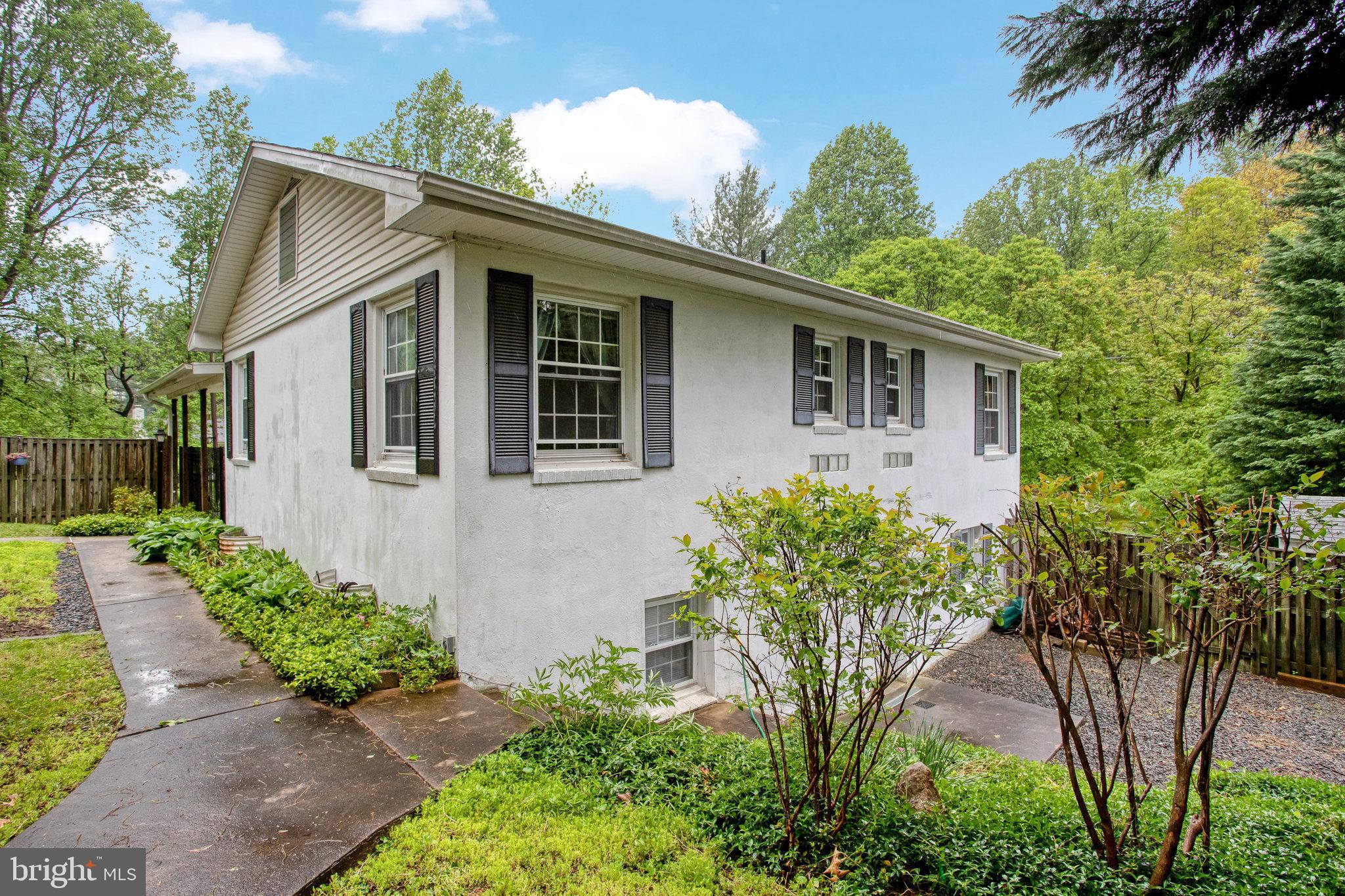 6105 Colchester Road Fairfax, VA 22030 - Photo 14 of 57 Gallery Image 14