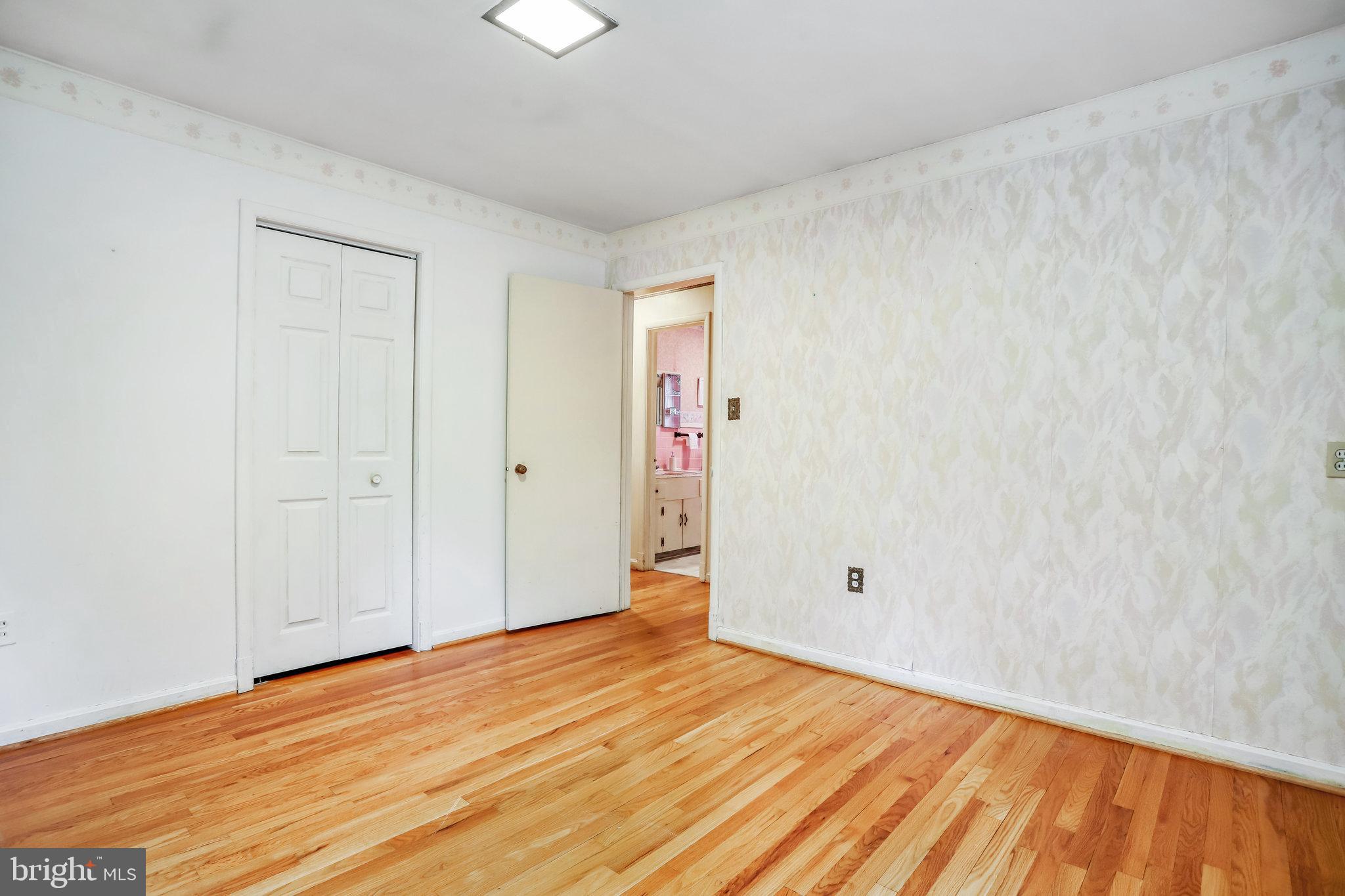 6105 Colchester Road Fairfax, VA 22030 - Photo 44 of 57 Bedroom 2