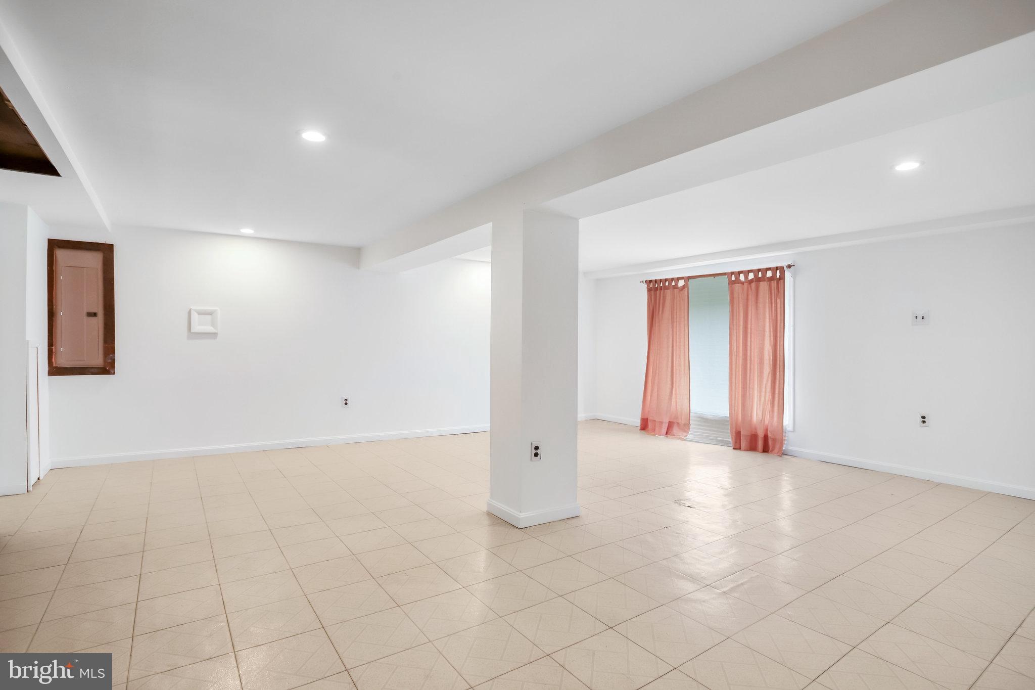 6105 Colchester Road Fairfax, VA 22030 - Photo 55 of 57 Rec room with plenty of light