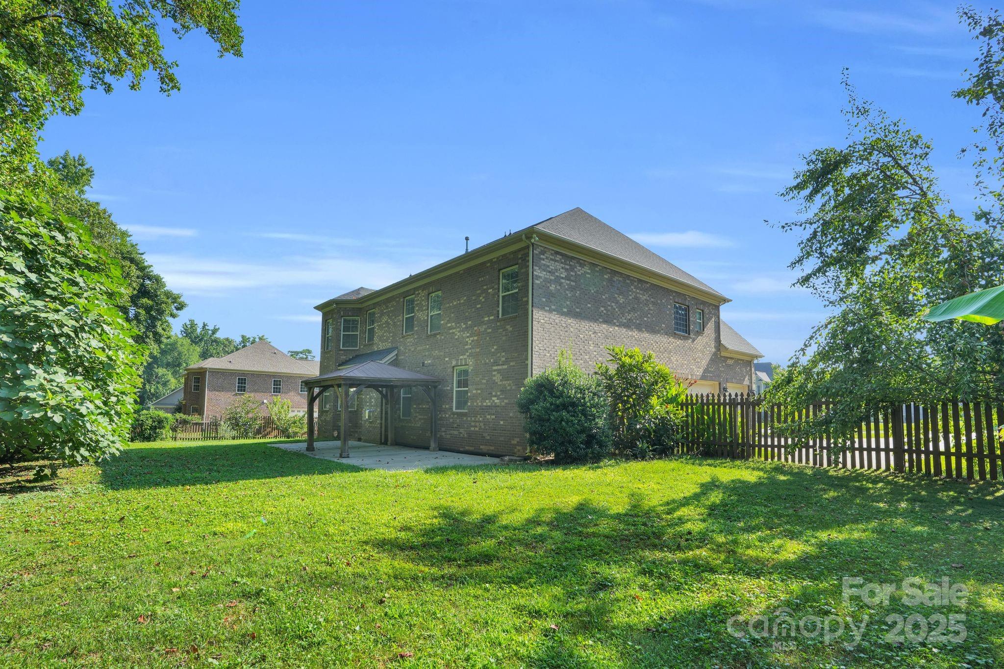 12515 Hashanli Place Matthews, NC 28105 - Photo 32 of 34