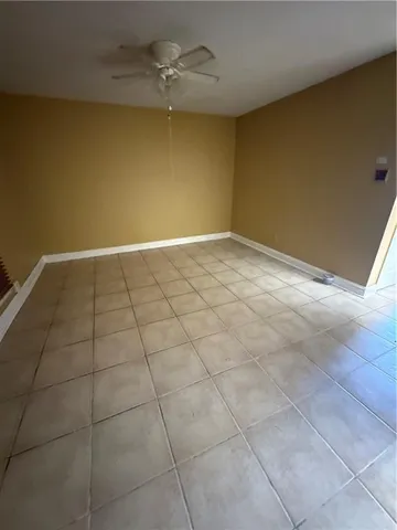 $875 | 4218 Hessmer Avenue, Unit 111, Metairie, LA 70002