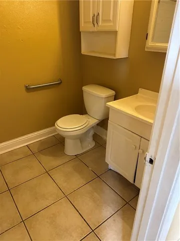 $875 | 4218 Hessmer Avenue, Unit 111, Metairie, LA 70002