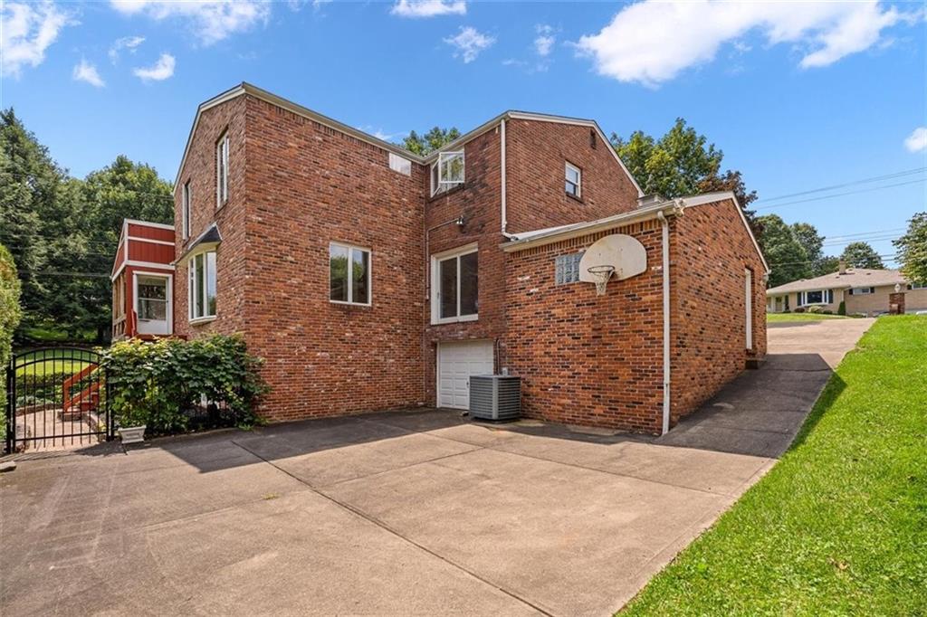 4 Dendron Drive Coraopolis, PA 15108 - Photo 33 of 36 front view of a house with a yard
