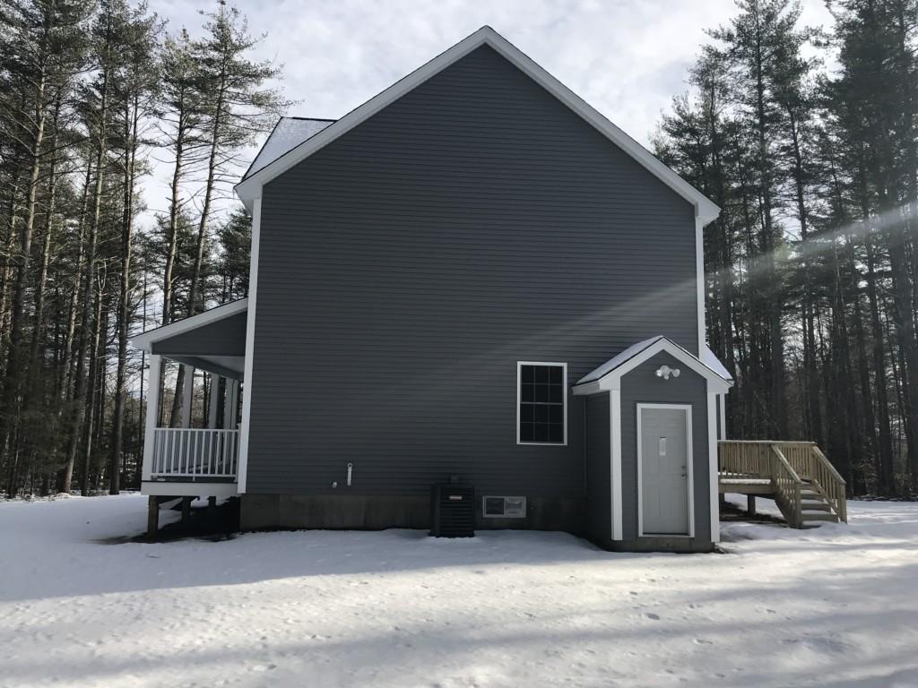 22 South Bow Road Bow, NH 03304 - Photo 4 of 20