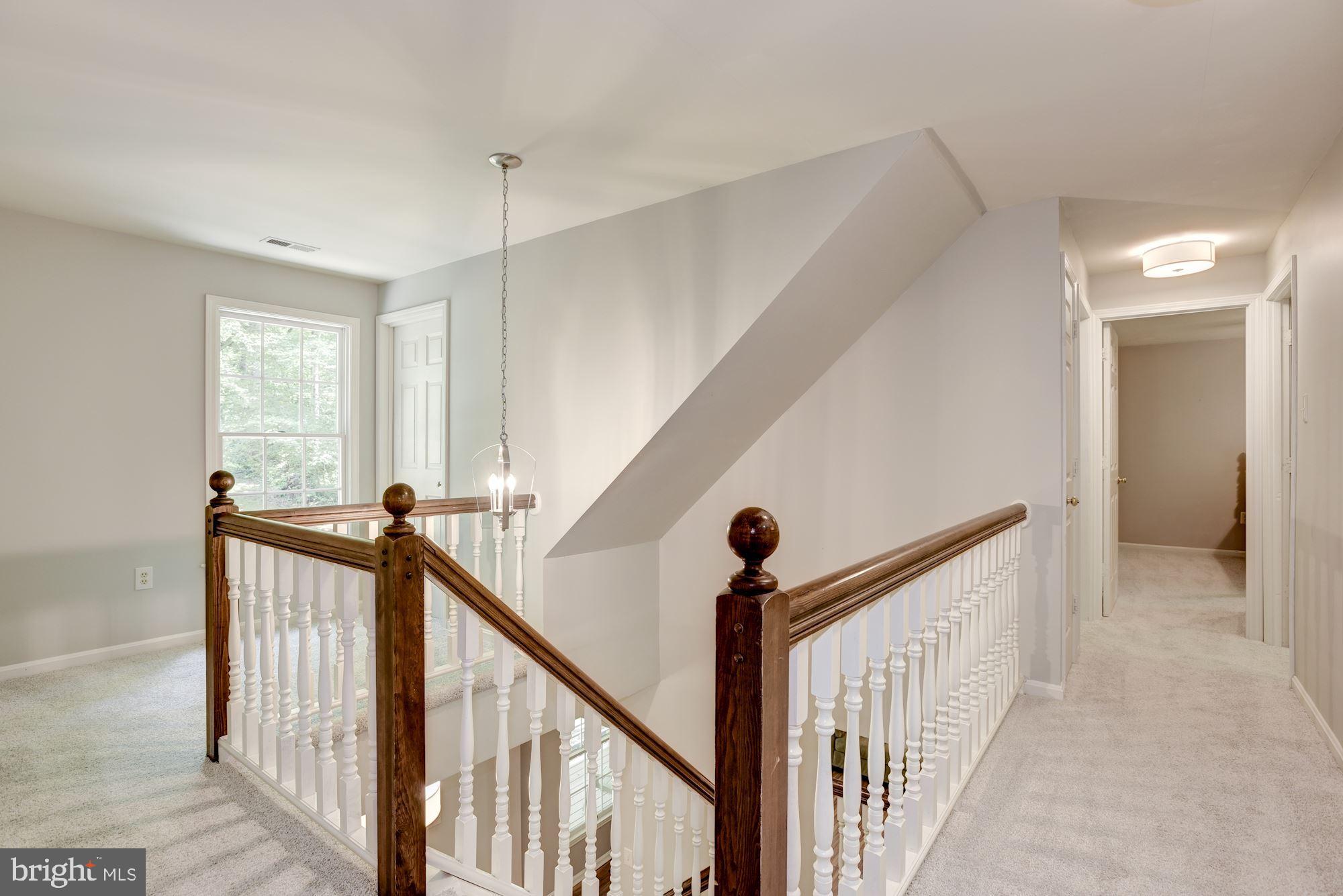 23249 Watson Road Leesburg, VA 20175 - Photo 25 of 51 Bedroom level hallway landing