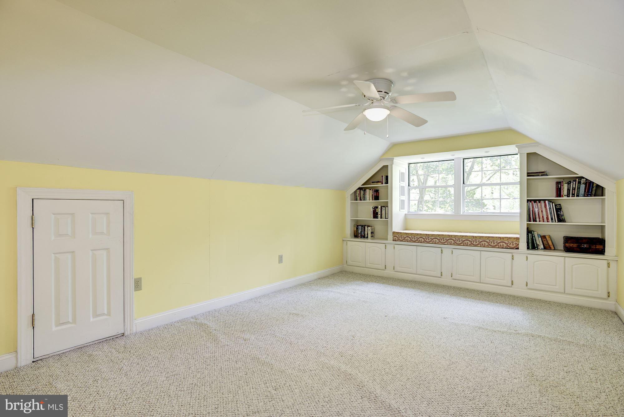 23249 Watson Road Leesburg, VA 20175 - Photo 37 of 51 Fourth level loft with window seating
