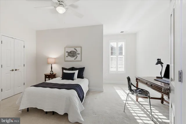 $440,000 | 7055 Heritage Hunt Drive, Unit 311, Gainesville, VA 20155