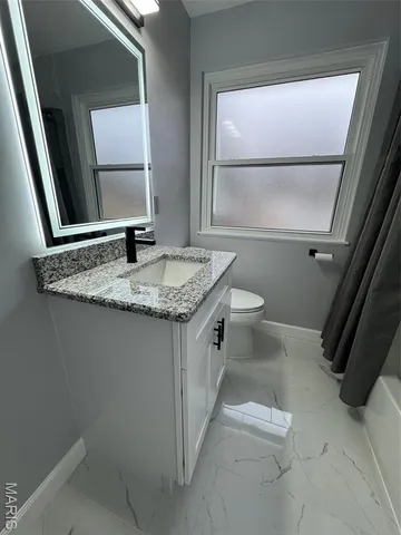 $249,900 | 725 Hazelvalley Drive, Hazelwood, MO 63042