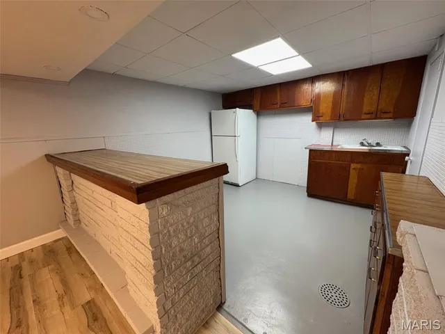 $249,900 | 725 Hazelvalley Drive, Hazelwood, MO 63042