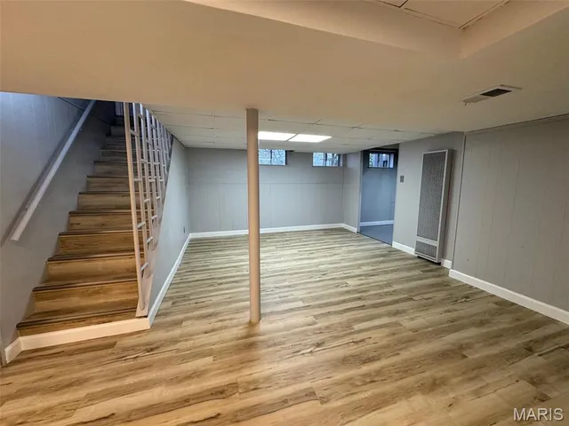 $249,900 | 725 Hazelvalley Drive, Hazelwood, MO 63042