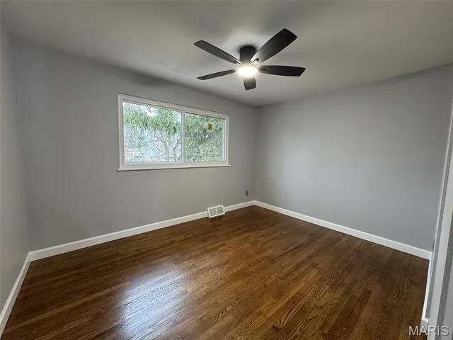 $249,900 | 725 Hazelvalley Drive, Hazelwood, MO 63042