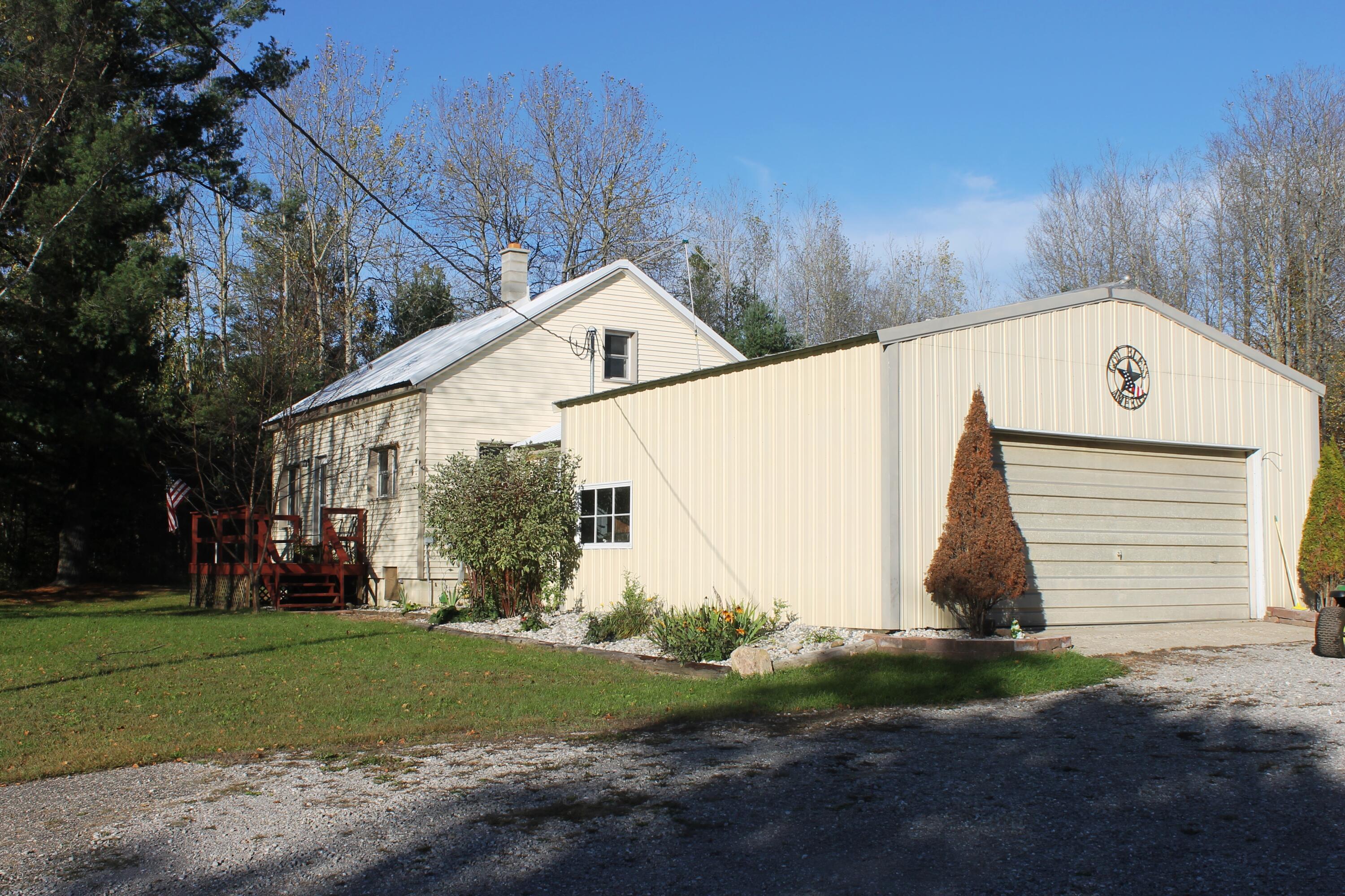 8126 North Petersen Road Frederic, MI 49733 - Photo 1 of 77 Gallery Image 1