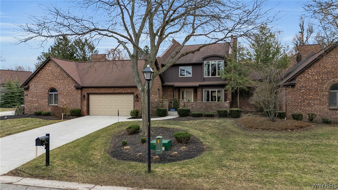 61 Hidden Ridge Common