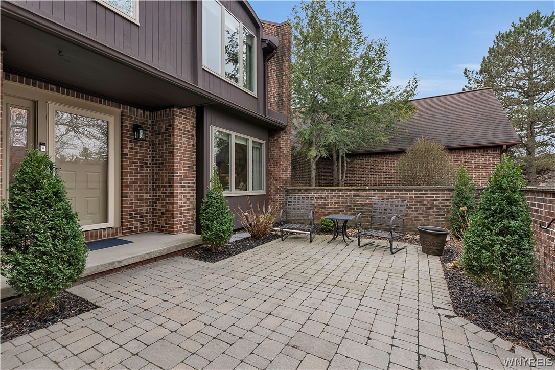 61 Hidden Ridge Common Amherst, NY 14221 - Photo 4 of 41 front patio