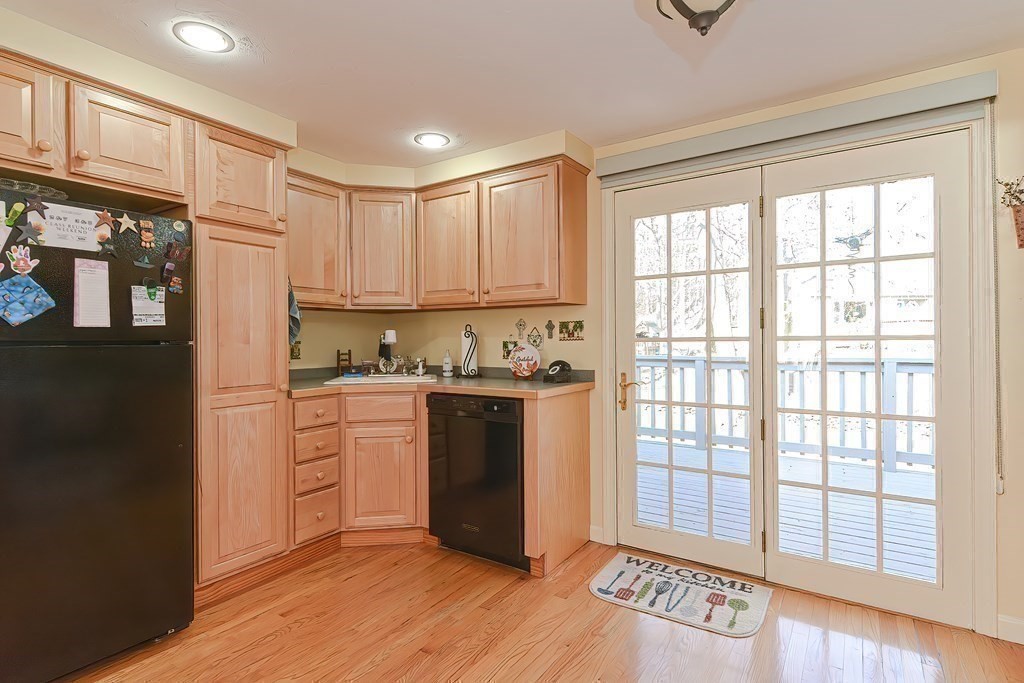 21 Edlin Street Worcester, MA 01603 - Photo 12 of 40