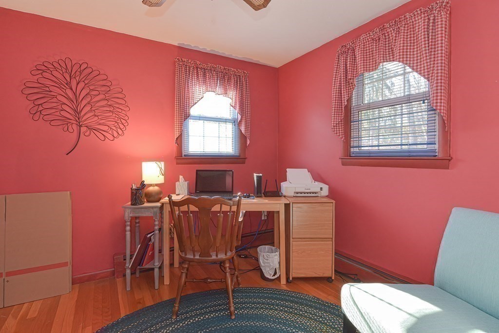 21 Edlin Street Worcester, MA 01603 - Photo 24 of 40