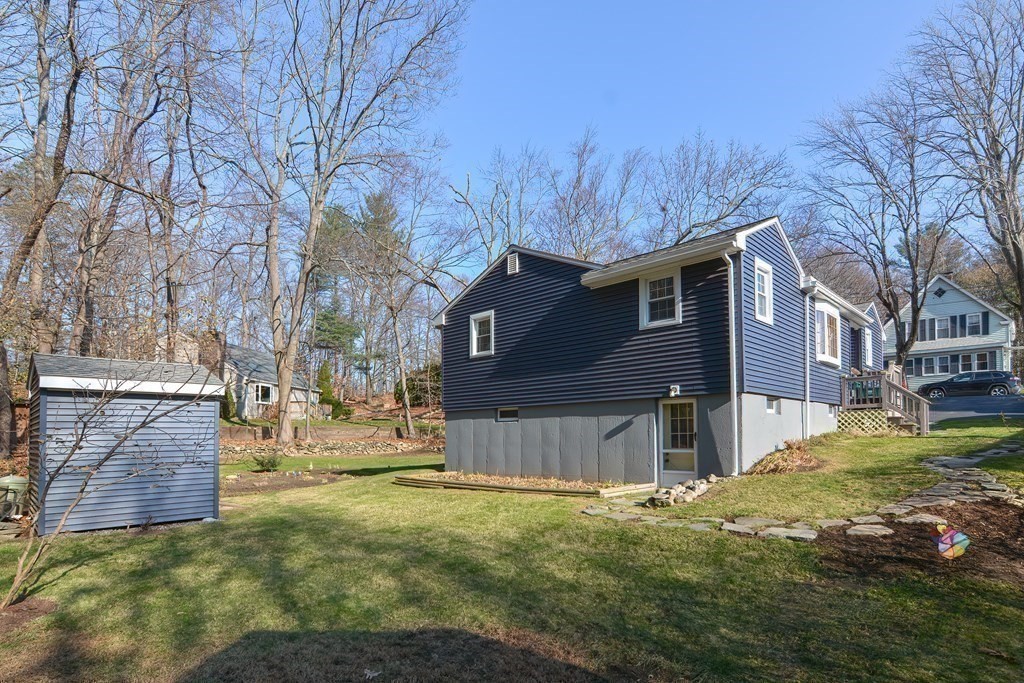 21 Edlin Street Worcester, MA 01603 - Photo 37 of 40