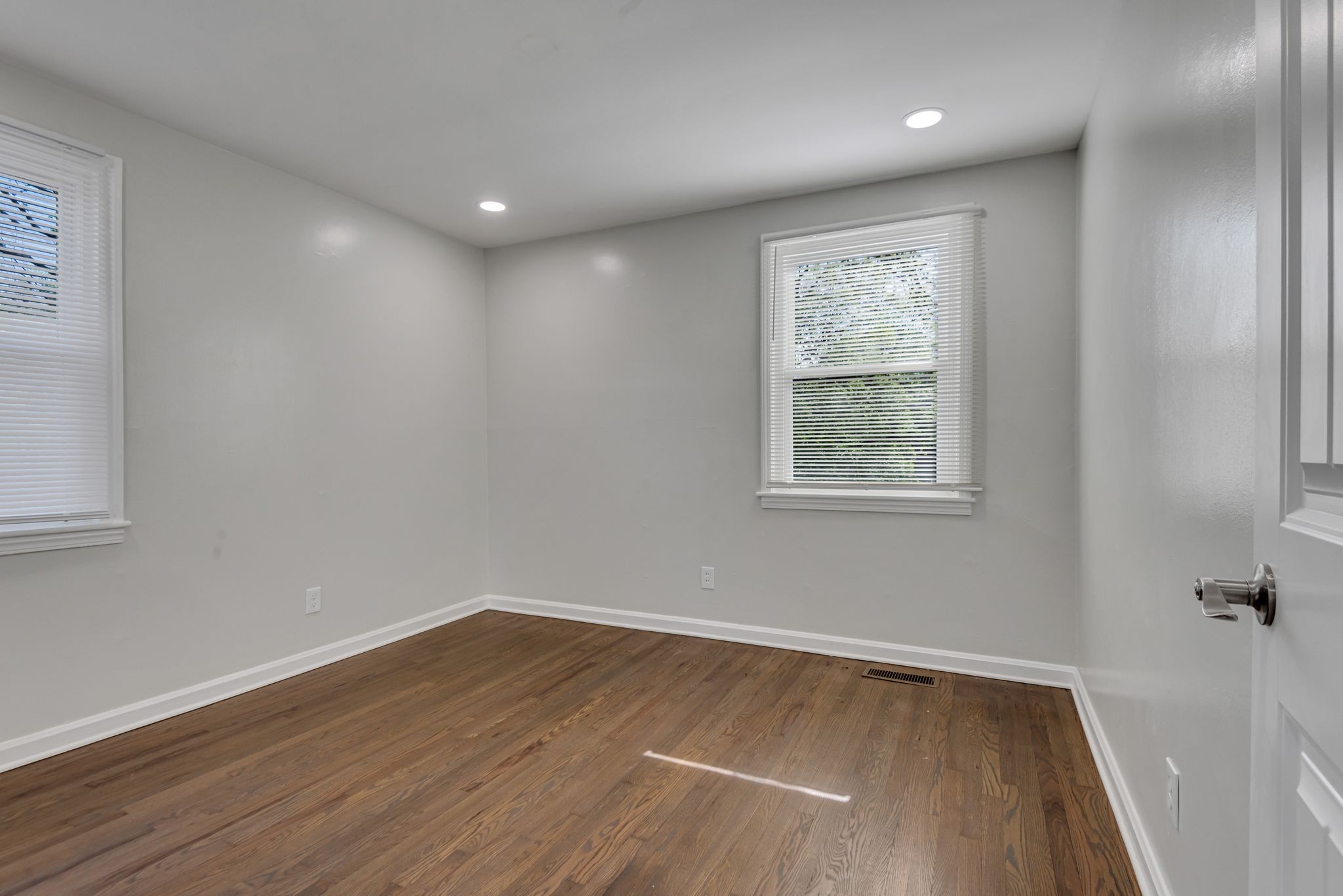 1234 Currey Road Nashville, TN 37217 - Photo 9 of 18 a view of a room with wooden floor and window