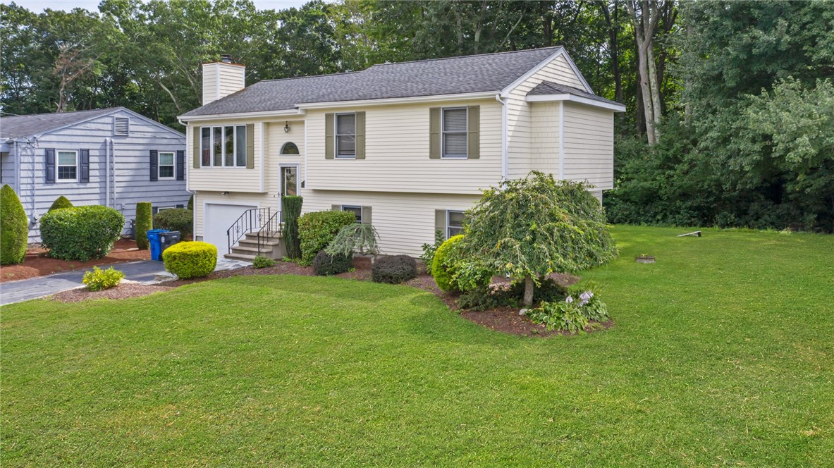 64 Mohawk Trail Cranston, RI 02921 - Photo 1 of 19 Gallery Image 1