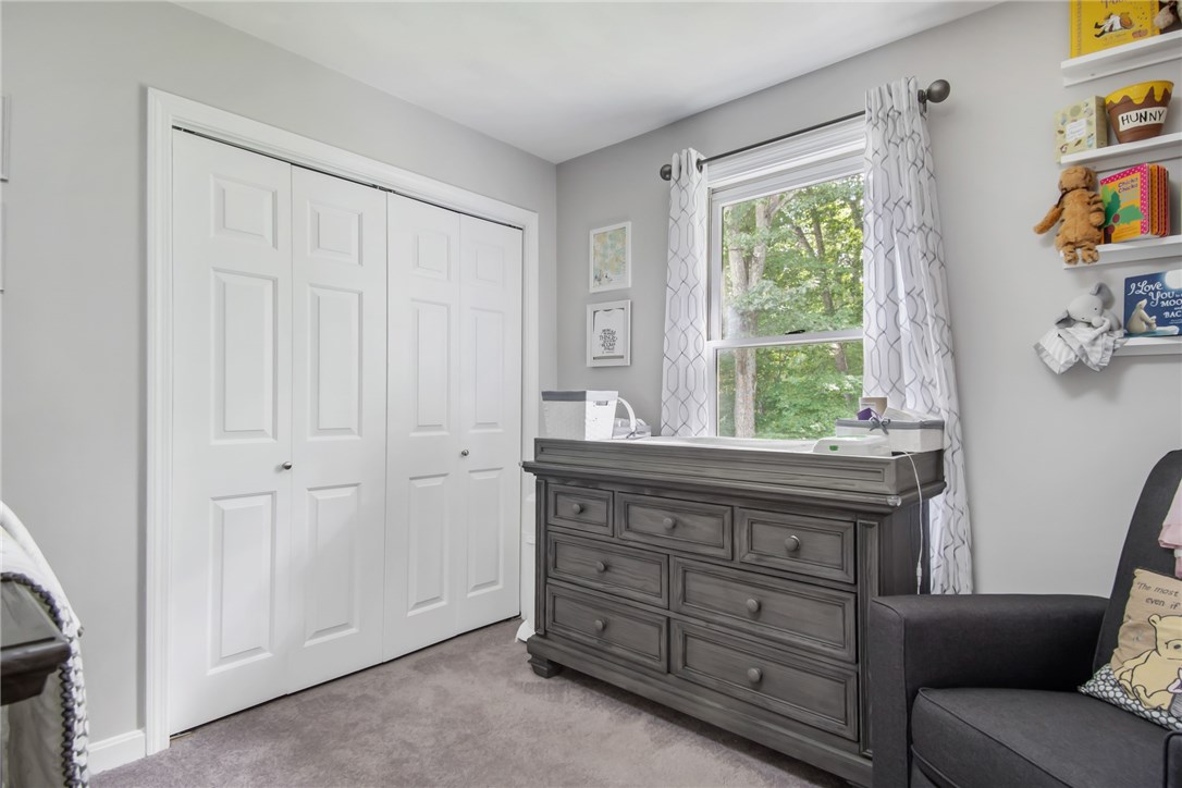64 Mohawk Trail Cranston, RI 02921 - Photo 12 of 19 Gallery Image 12