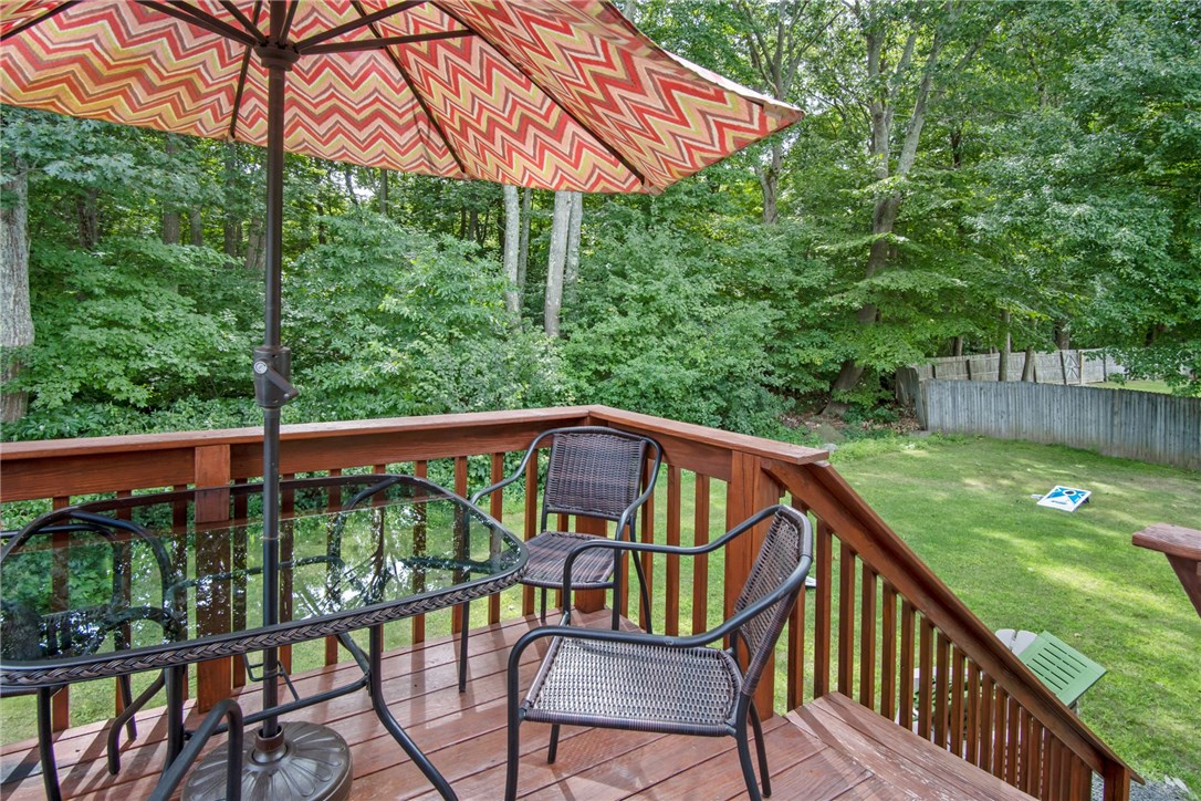 64 Mohawk Trail Cranston, RI 02921 - Photo 4 of 19 Gallery Image 4