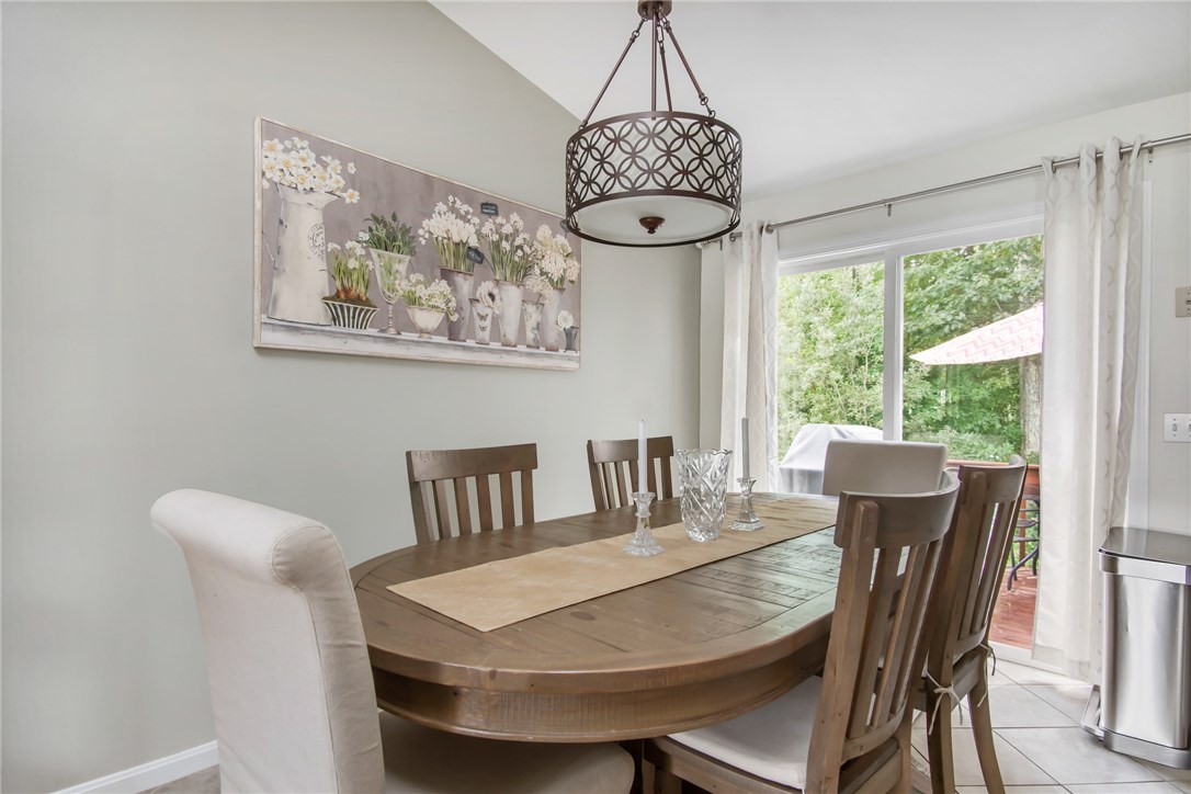64 Mohawk Trail Cranston, RI 02921 - Photo 8 of 19 Gallery Image 8