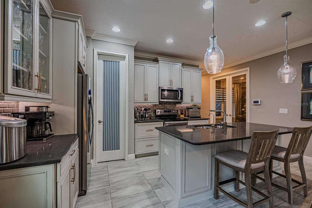 11716 Wrought Pine Loop Riverview, FL 33569 - Photo 16 of 53