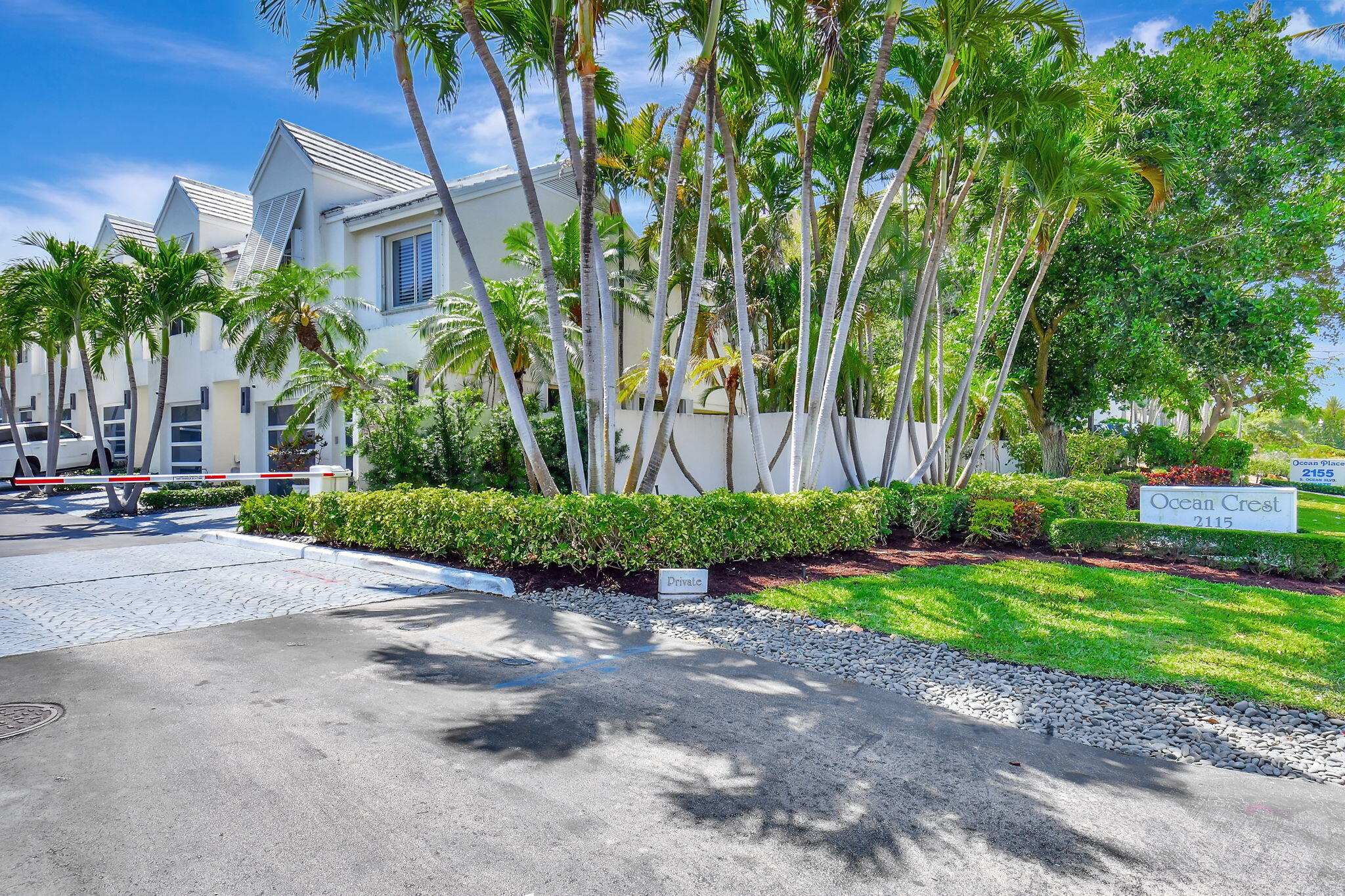 2115 South Ocean Boulevard, Unit 14 Delray Beach, FL 33483 - Photo 55 of 56 a view of a yard with a house