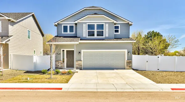 $409,900 | 947 North Acer Loop, Nampa, ID 83687
