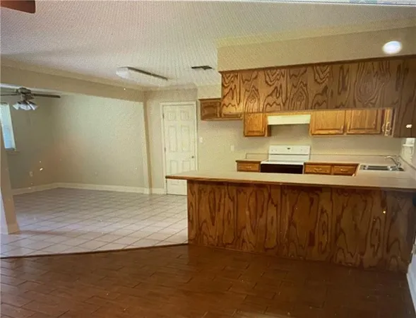 $1,695 | 319 Desoto Drive, Luling, LA 70070