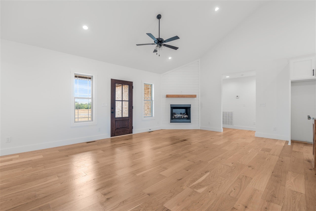 209 H Elk Fork Road Elkton, KY 42220 - Photo 11 of 51 Gallery Image 11