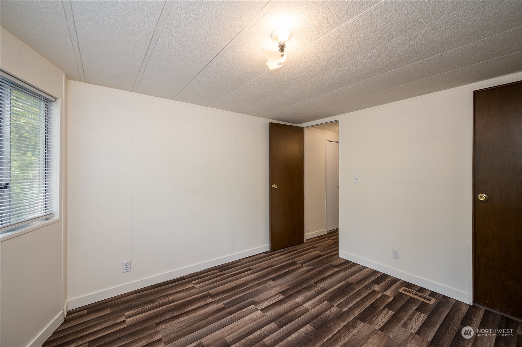 2516 North Shore Road Bellingham, WA 98226 - Photo 16 of 26 Gallery Image 16