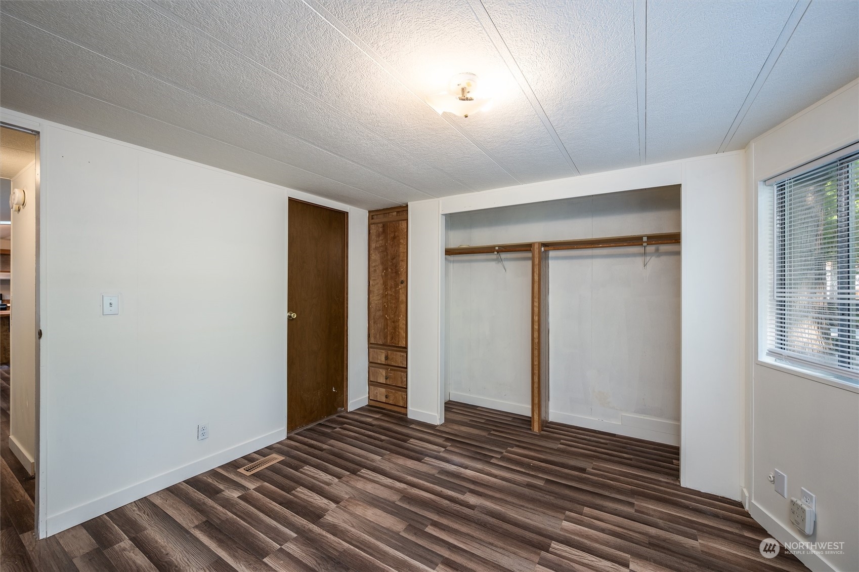 2516 North Shore Road Bellingham, WA 98226 - Photo 17 of 26 Gallery Image 17