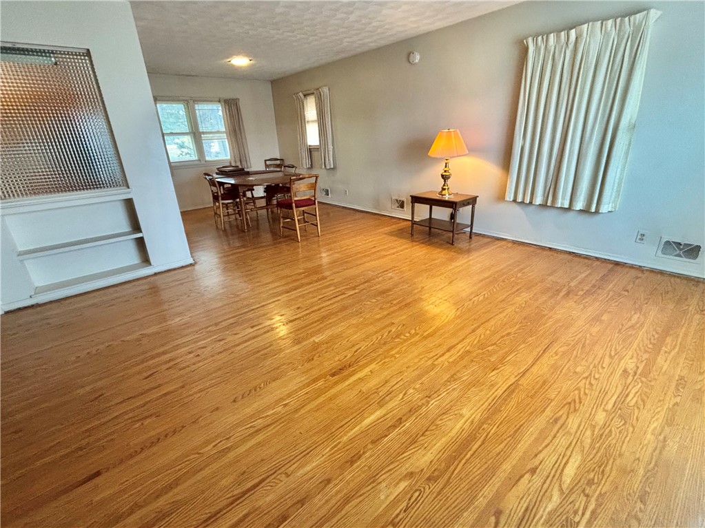 2137 West Ridge Road Greece, NY 14626 - Photo 8 of 34 Gallery Image 8