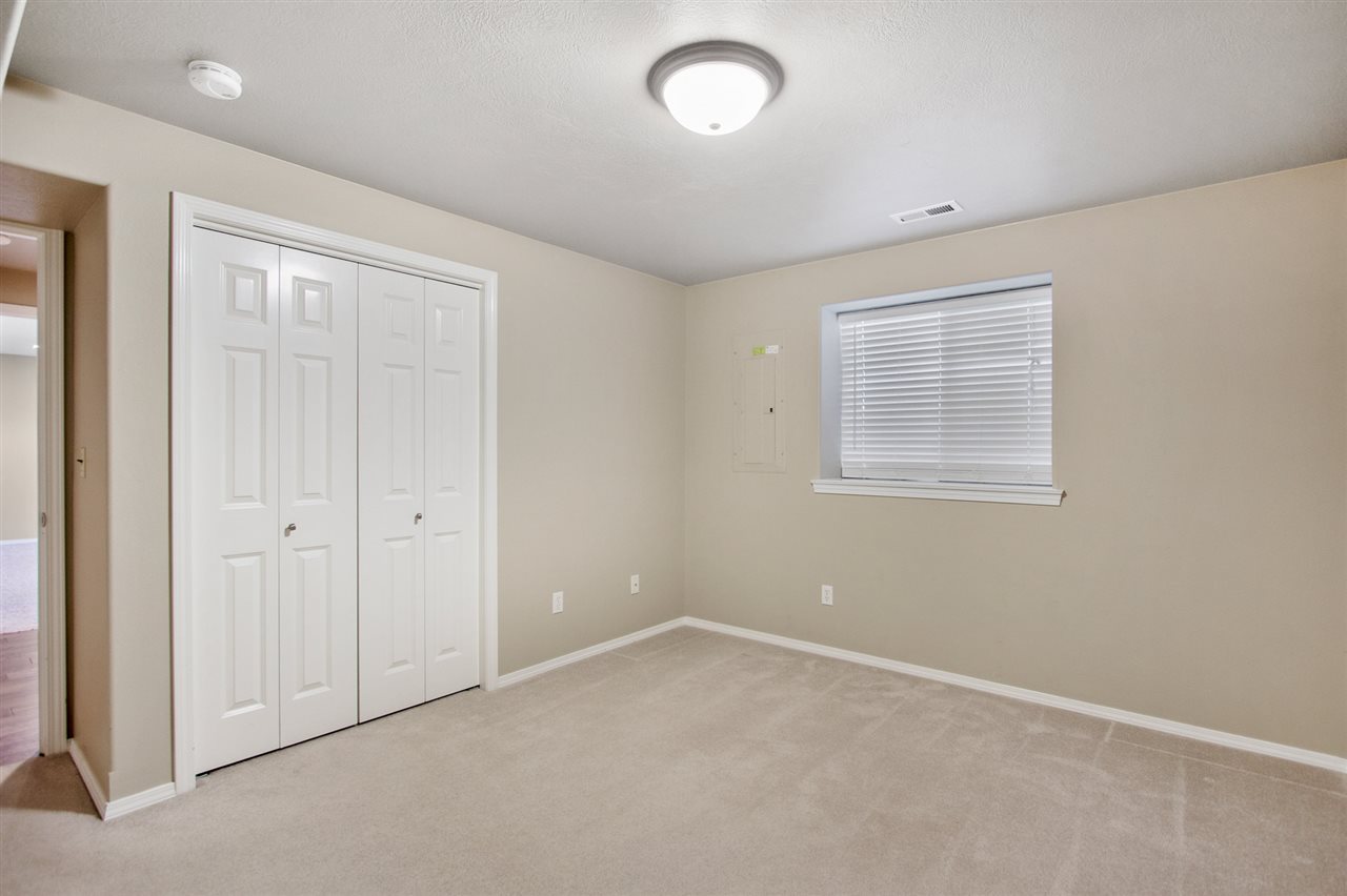1910 South Steen Road Veradale, WA 99037 - Photo 14 of 20
