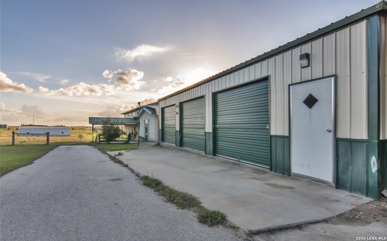 3371 Rathkamp Dreyer Road Yoakum, TX 77995 - Photo 4 of 17