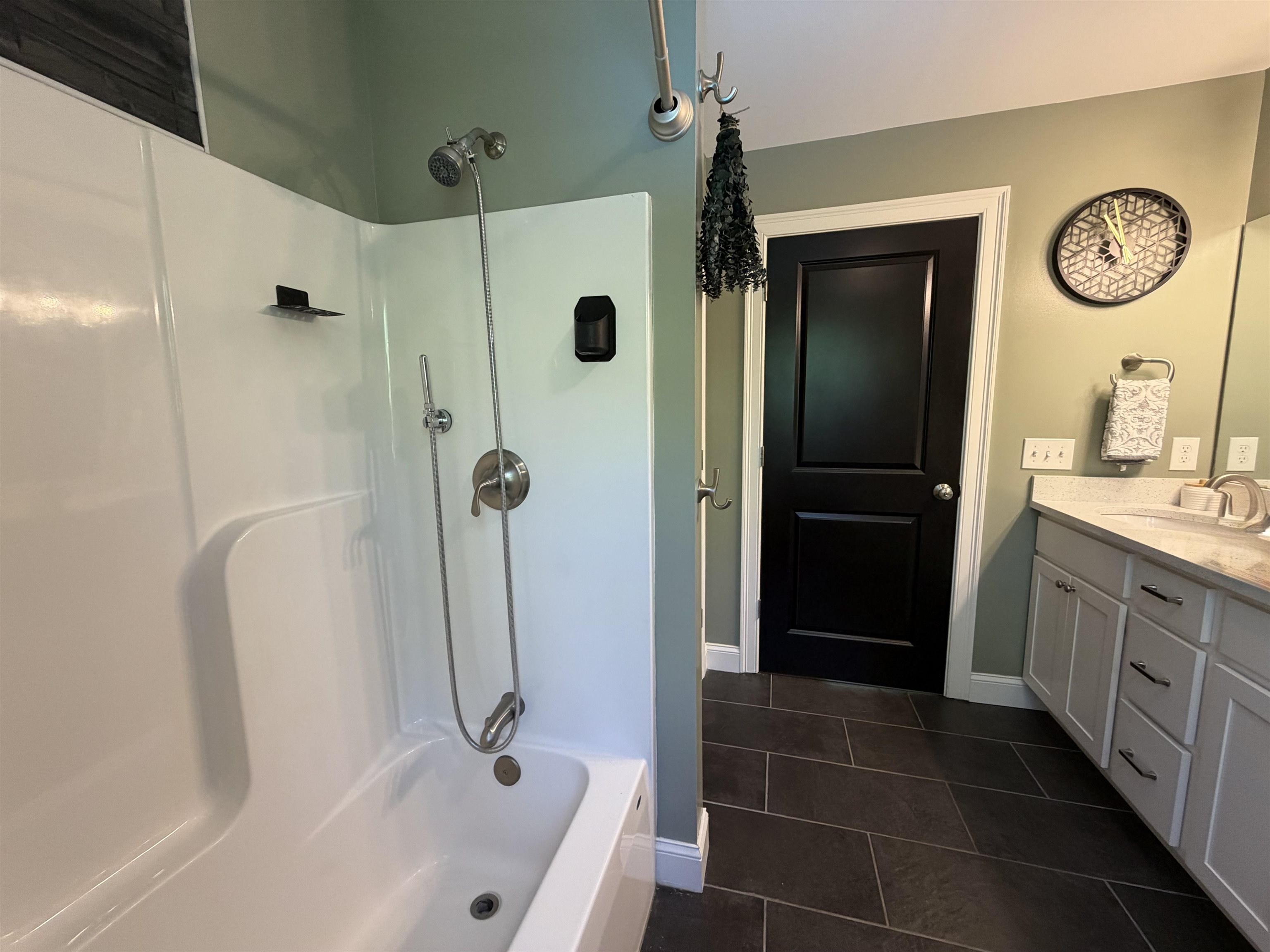 16 Stagecoach Road Barrington, NH 03825 - Photo 29 of 47