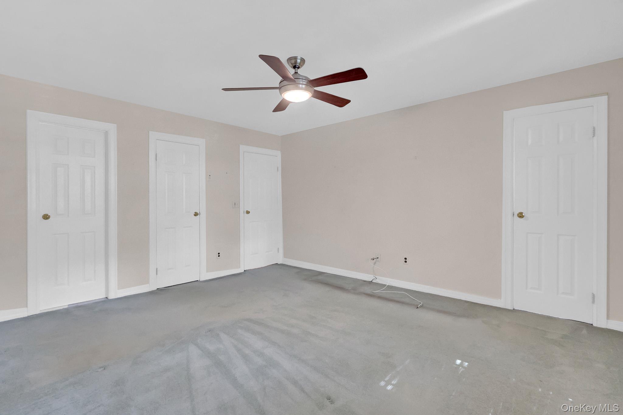 32 Huntington Commons Yaphank, NY 11980 - Photo 18 of 21 Gallery Image 18