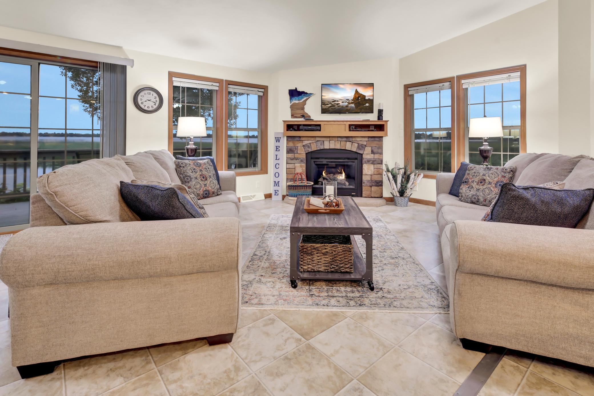 5042 White Gables Road Brainerd, MN 56401 - Photo 2 of 44