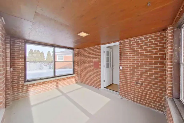 $269,000 | 1934 Pinetree Drive, Trenton, MI 48183