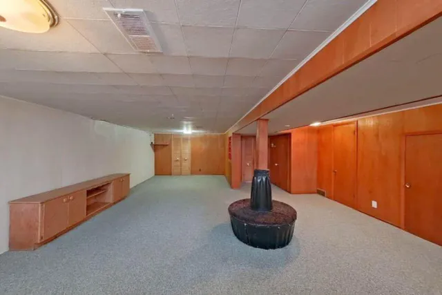 $269,000 | 1934 Pinetree Drive, Trenton, MI 48183