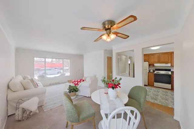 $269,000 | 1934 Pinetree Drive, Trenton, MI 48183