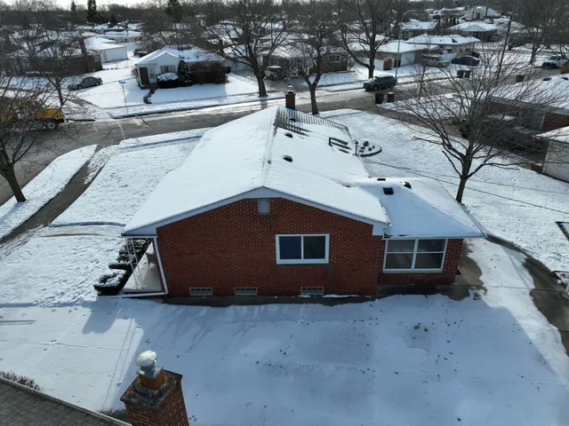 $269,000 | 1934 Pinetree Drive, Trenton, MI 48183