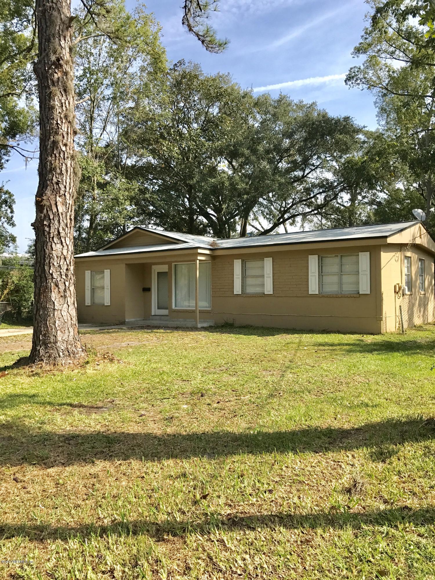 1833 Ryar Road Jacksonville, FL 32216 - Photo 2 of 29 IMG_1048